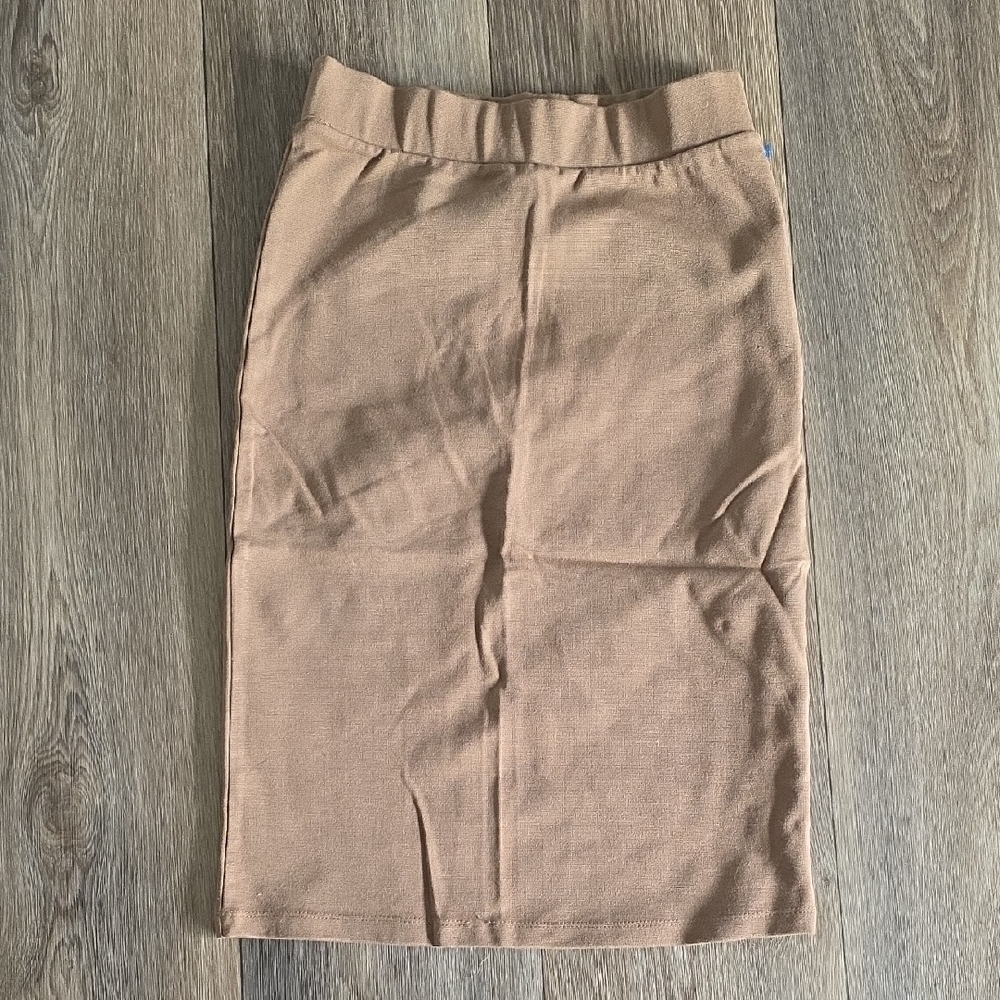 Zenana Outfitters Classic Tan Pencil Skirt